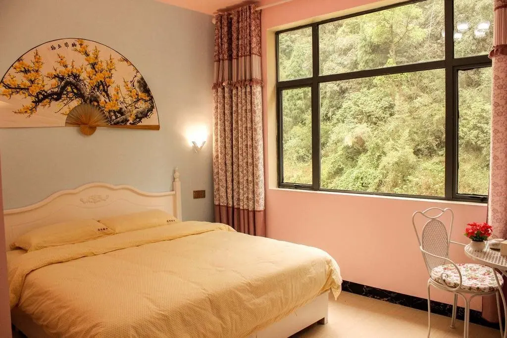 Яншо: Leisure House