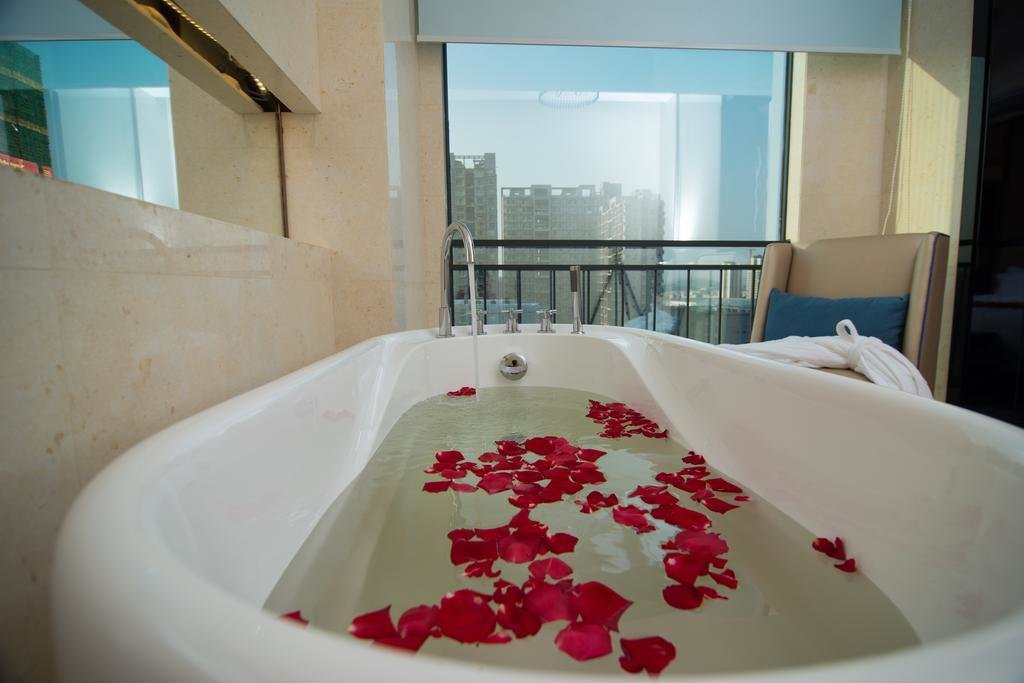 Шэньчжэнь: Pinnacle Art Hotel