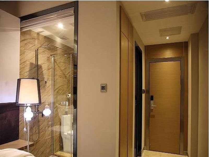 Шэньчжэнь: Lavande Hotel Shenzhen Huaqiang Road Subway Station Branch