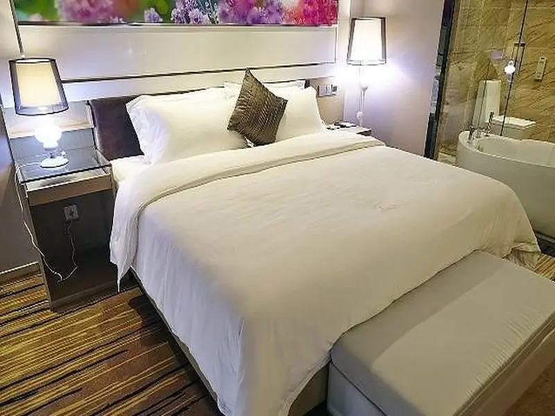 Шэньчжэнь: Lavande Hotel Shenzhen Huaqiang Road Subway Station Branch