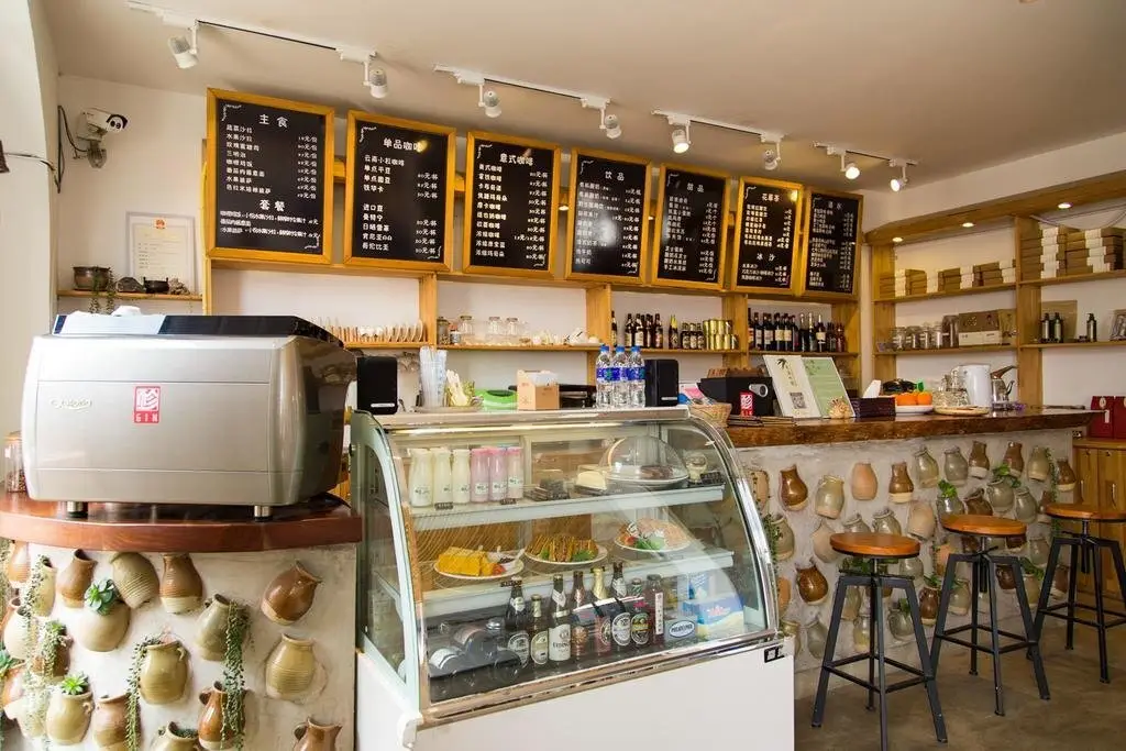 Дали: YiHai ZhuYuan Boutique Inn