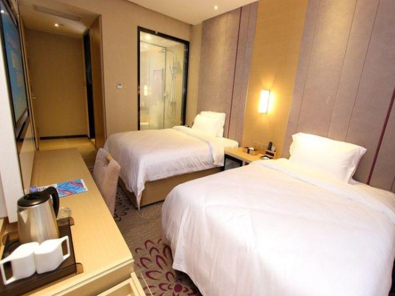 Шэньчжэнь: Lavande Hotel (Shezhen University Town Metro Station)
