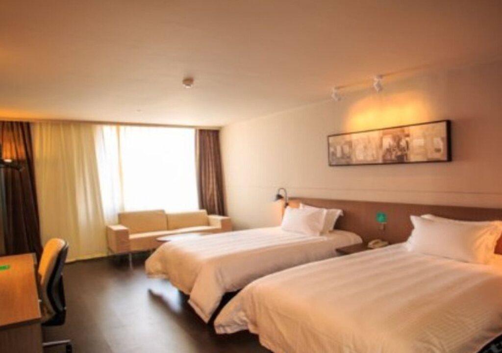 Ухань: Jinjiang Inn Wuhan Guanggu Avenue Lingjie Road Branch