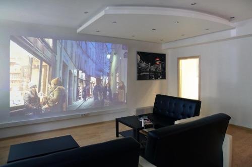 Москва: Capsule Hostel Imperiya at Paveltskaya