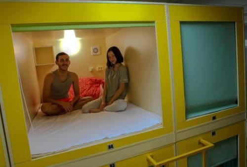 Москва: Capsule Hostel Imperiya at Paveltskaya