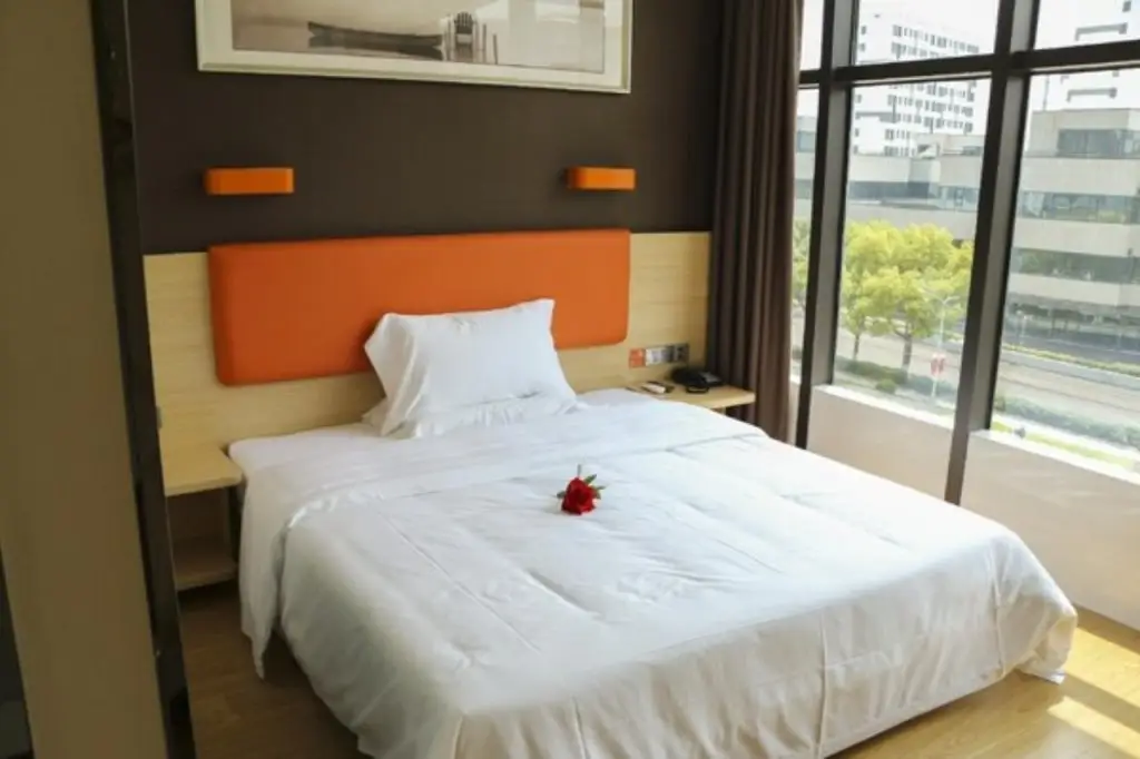 Шанхай: 7 Days Premium Shanghai International Automobile City Tongji University Branch