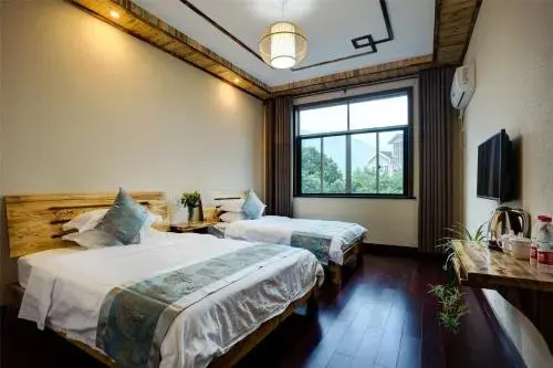 Хучжоу: Moganshan Cao's Home