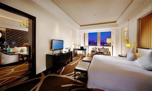 Цзясинь: Inspirock Hotel