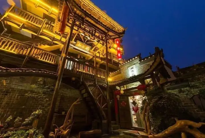 Чжанцзяцзе: Dielianhua Cowherd Inn Zhangjiajie