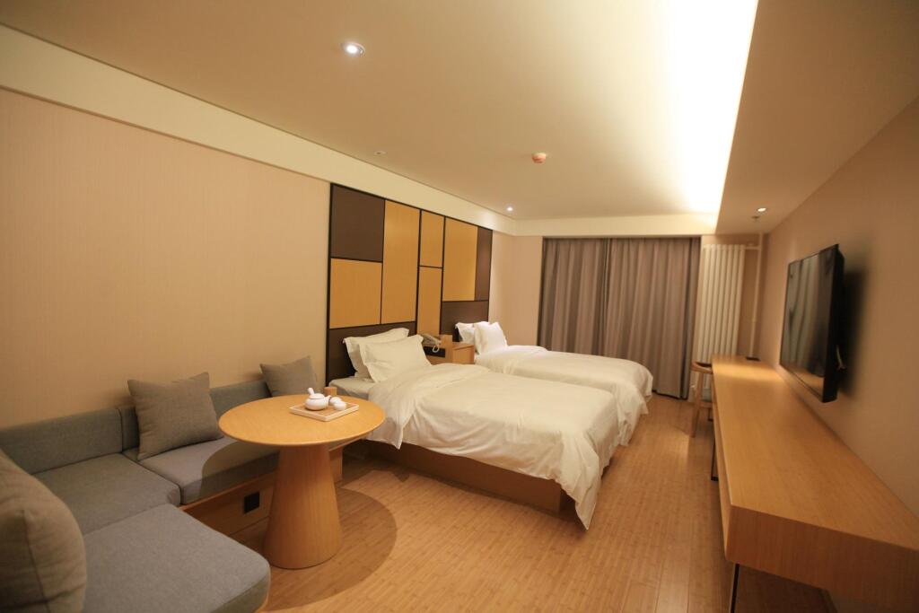 Харбин: JI Hotel Harbin West Railway Station Wanda Plaza