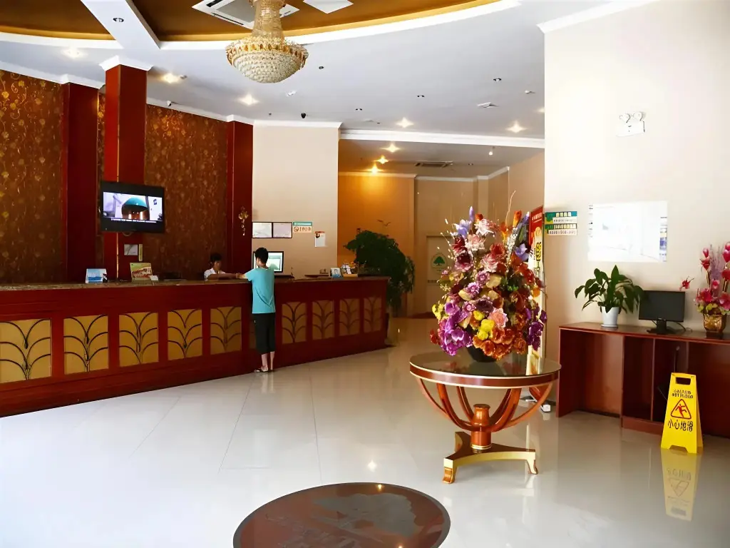 Шанхай: GreenTree Inn Jiangsu Suzhou Kunshan Shimao Plaza Hotel