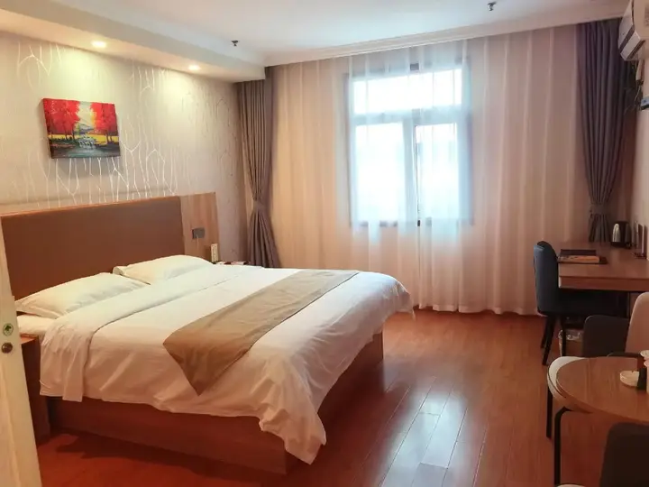 Шанхай: GreenTree Inn Jiangsu Suzhou Kunshan Shimao Plaza Hotel
