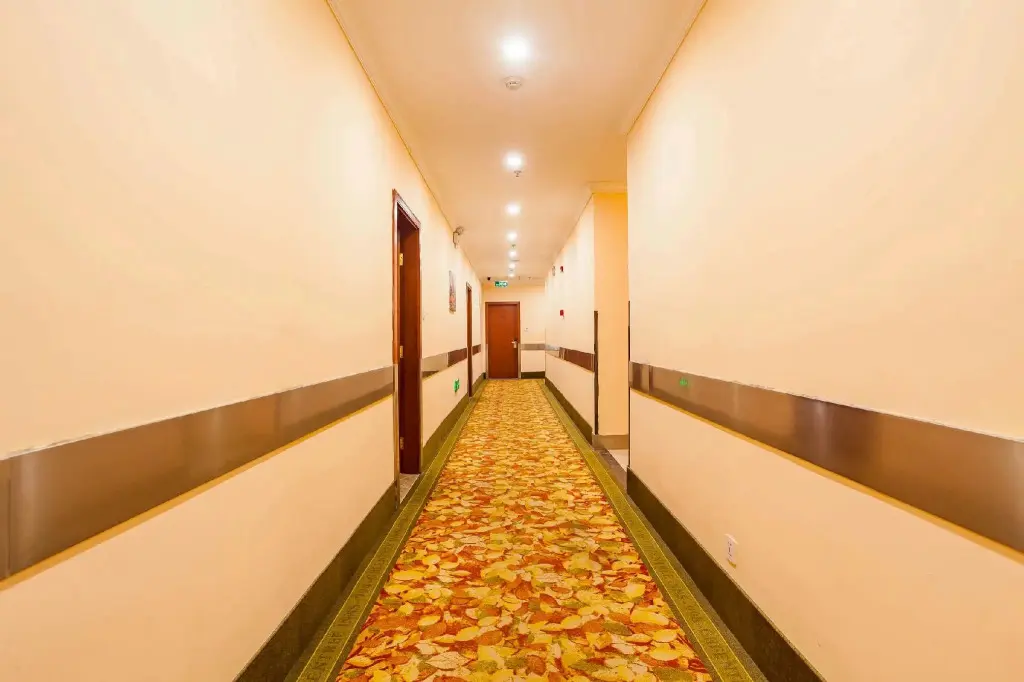 Шанхай: GreenTree Inn Jiangsu Suzhou Kunshan Shimao Plaza Hotel