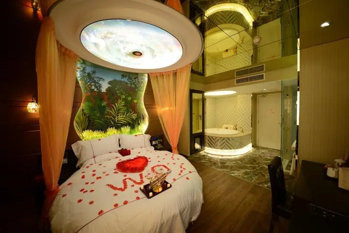 Пекин: Crystal Theme Hotel