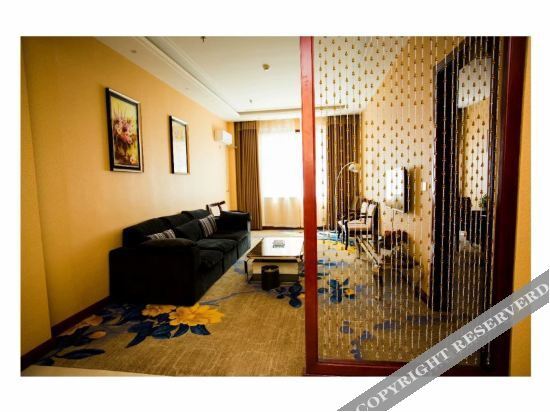 Алтай: Yintai Hotel