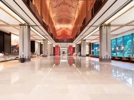Лешан: Hongzhushan Resort Chanyi Shanju
