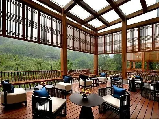 Лешан: Hongzhushan Resort Chanyi Shanju