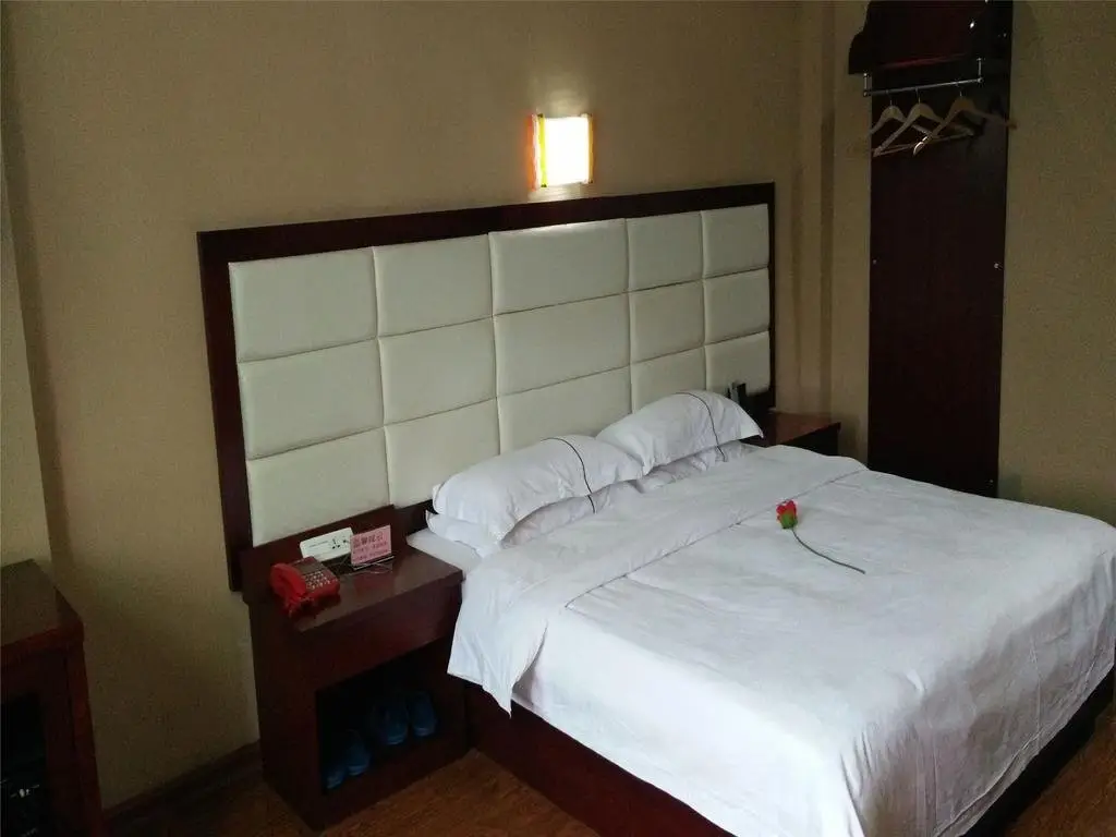 Цзюцзян: Xiujiang Bandao Hotel
