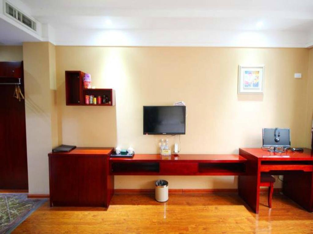 Цзюцзян: Xiujiang Bandao Hotel