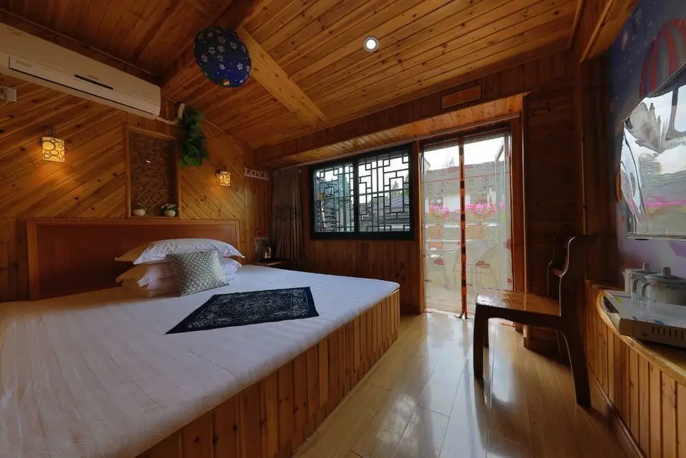 Цзясинь: Wuzhen Dongzha Shen Jia Inn