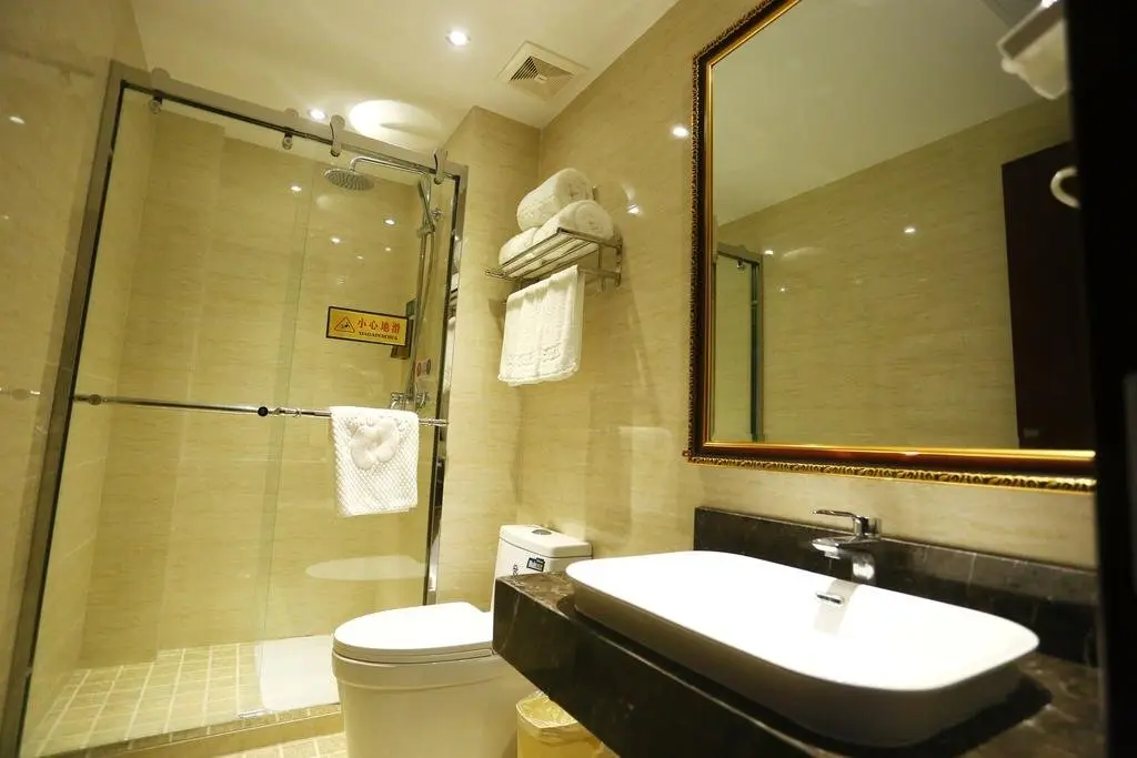 Шанхай: Shanghai East China Hotel