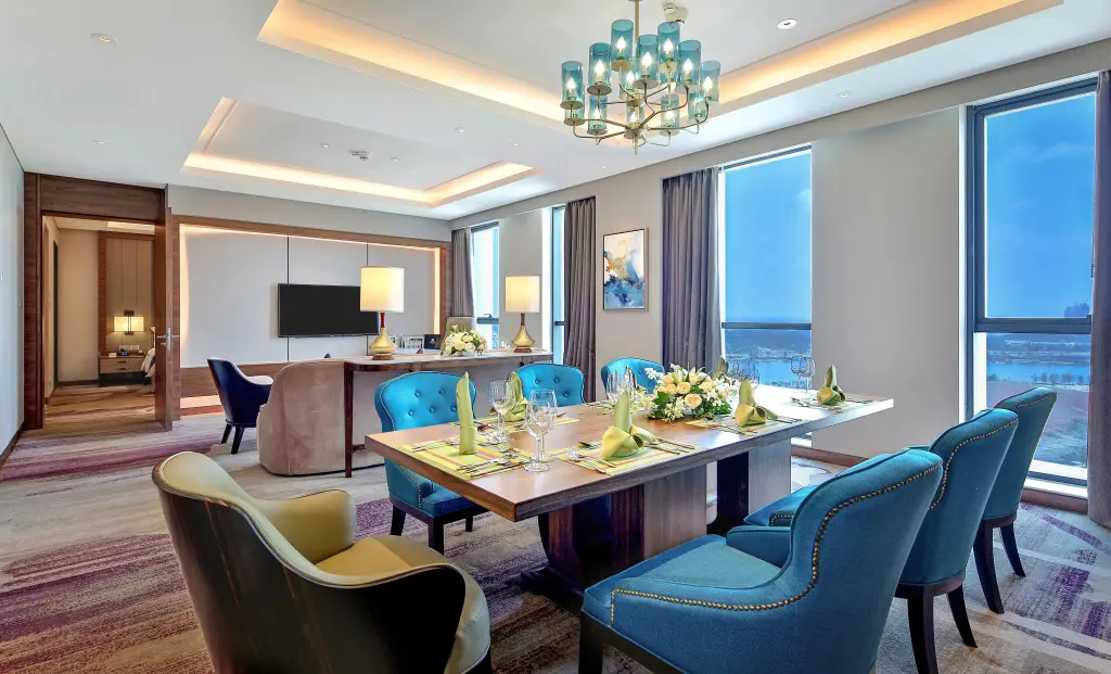 Чэнду: Holiday Inn Chengdu Qinhuang by IHG