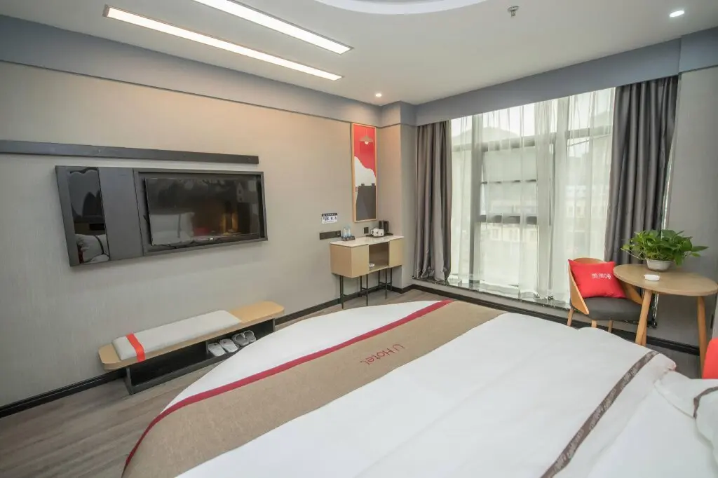 Тунжень: Thank Inn Hotel Guizhou Tongren Wanshan District South Expressway