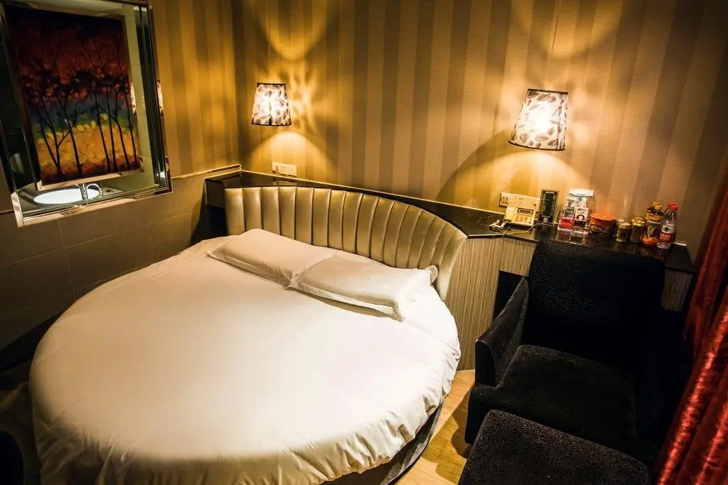 Тайчжоу: Qingmu Hotel Jiangyan Avenue