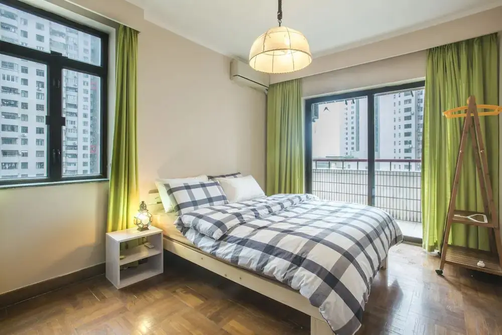 Шанхай: GoNative Downtown Apartment Tianzifang