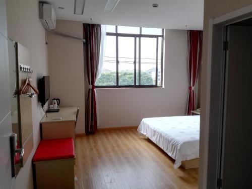 Шанхай: Thank Inn Plus Hotel Jiangsu Suzhou Kunshan Dianshan Lake Town Xiangxinjiayuan