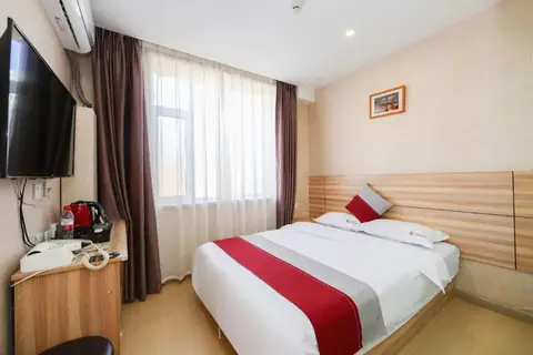 Center Of City Creo Hotel — фото 1