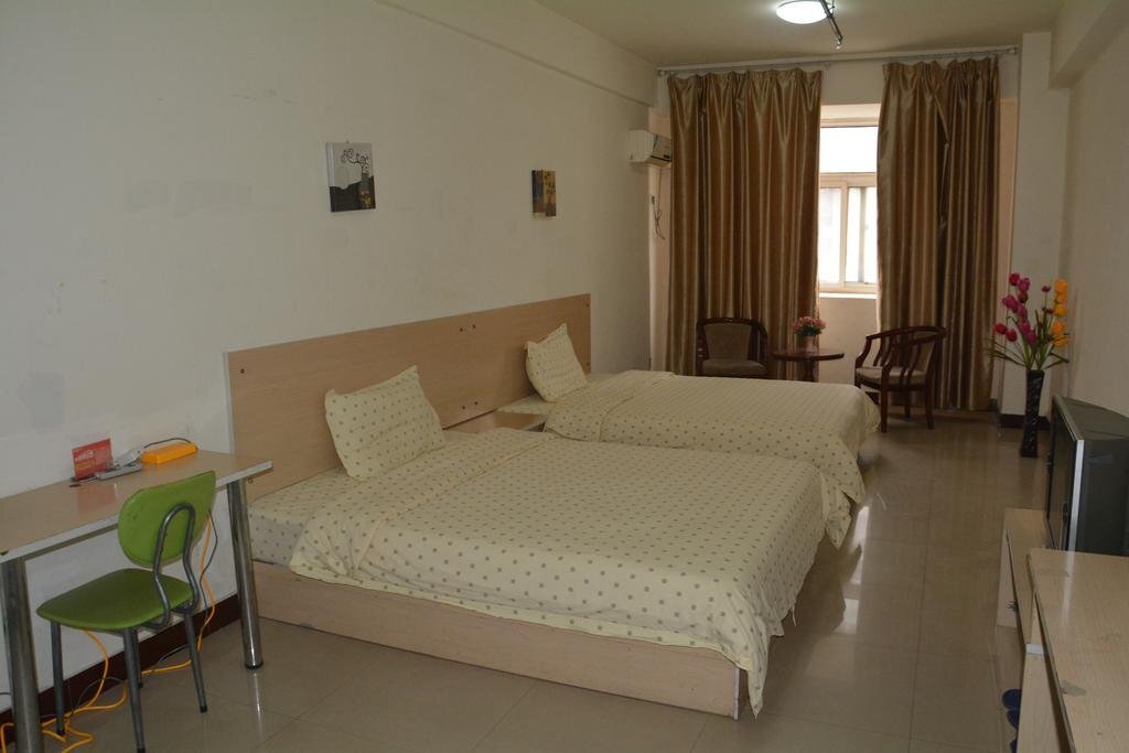 Чжэнчжоу: Carstar Quik Hotel