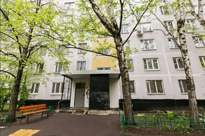 Москва: Квартира на Генерала Белова, 49