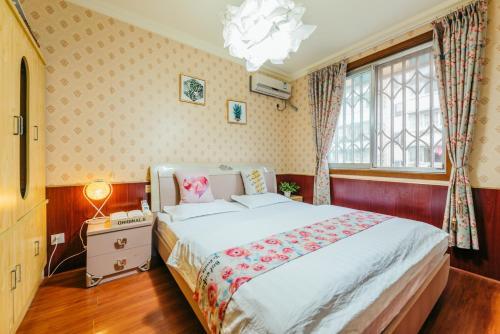 Чэнду: Rainbow Sweet Home