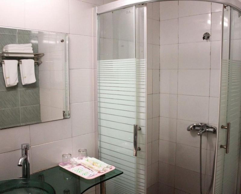 Иу: Yiwu Baiming Hotel