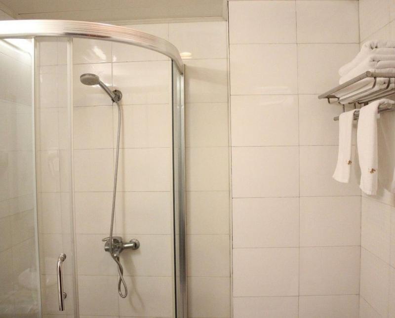 Иу: Yiwu Baiming Hotel