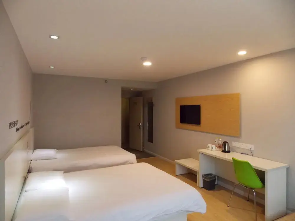 Циндао: Motel168 Qingdao Licun Fengshan Rd