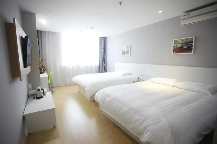 Циндао: Motel168 Qingdao Licun Fengshan Rd