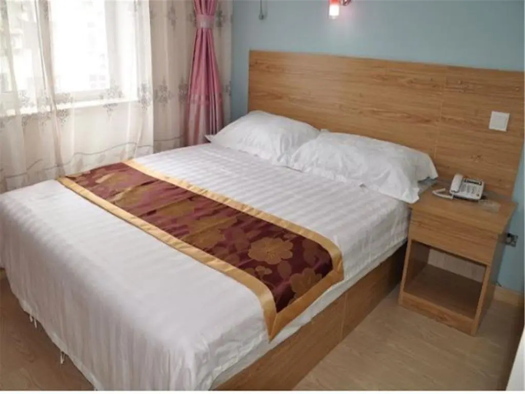 Циндао: Aike 100 Business Motel Qingdao Ruichang Road