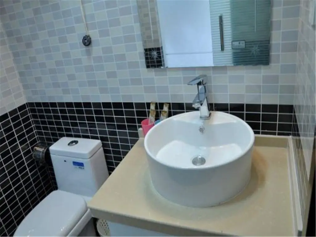 Циндао: Aike 100 Business Motel Qingdao Ruichang Road