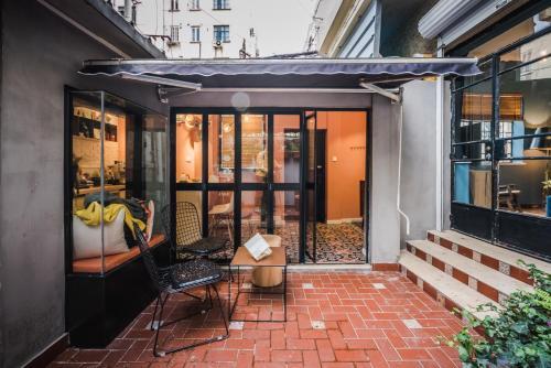 Lane Boutique Inn  Cafe — фото 1