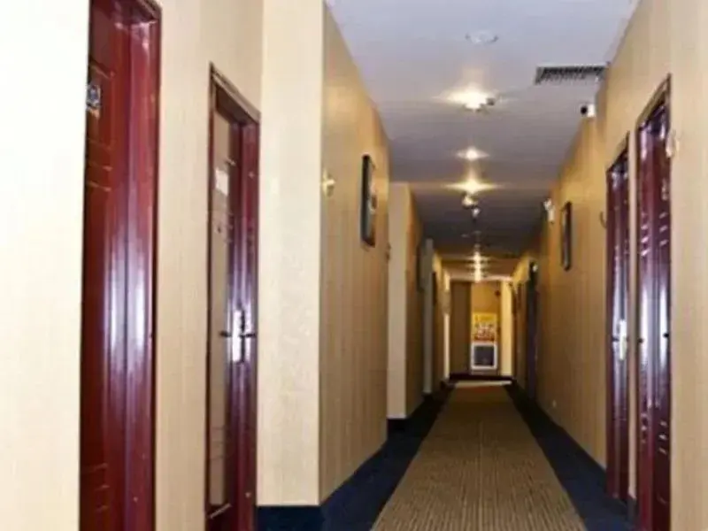 Шанхай: Super 8 Hotel Shanghai Songjiang University Town Branch