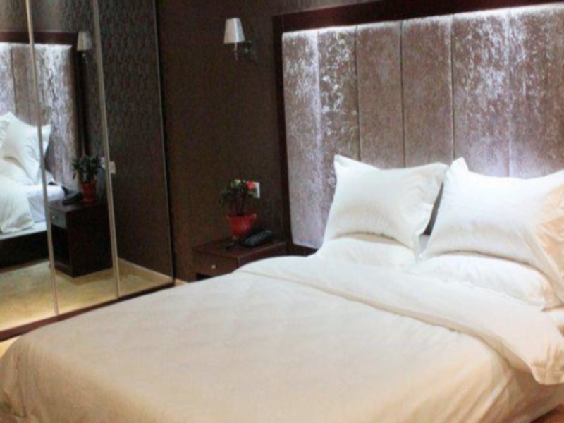 Кайфын: Kaifeng Dong Jing International Business Hotel
