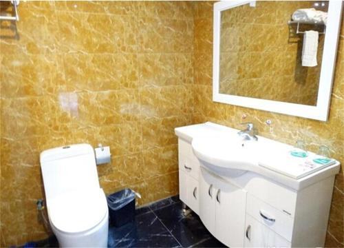 Кайфын: Kaifeng Dong Jing International Business Hotel