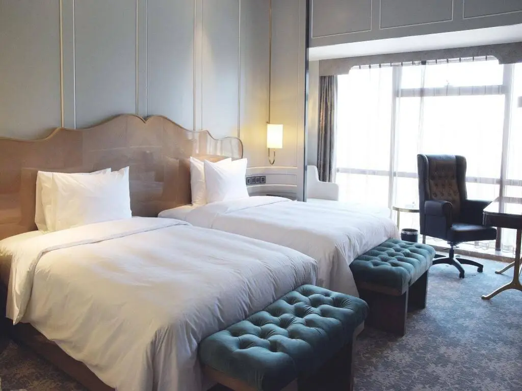Чэнду: Longemont Hotel Chengdu