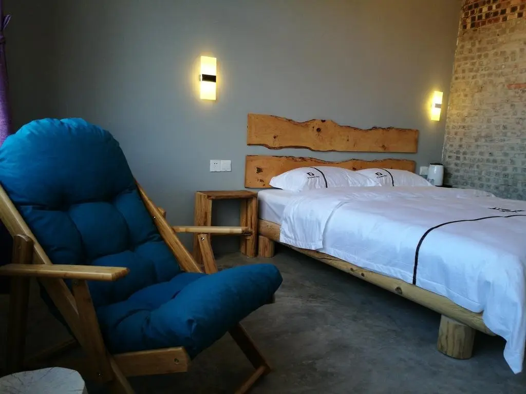 Дали: Dali Rose Flower Inn