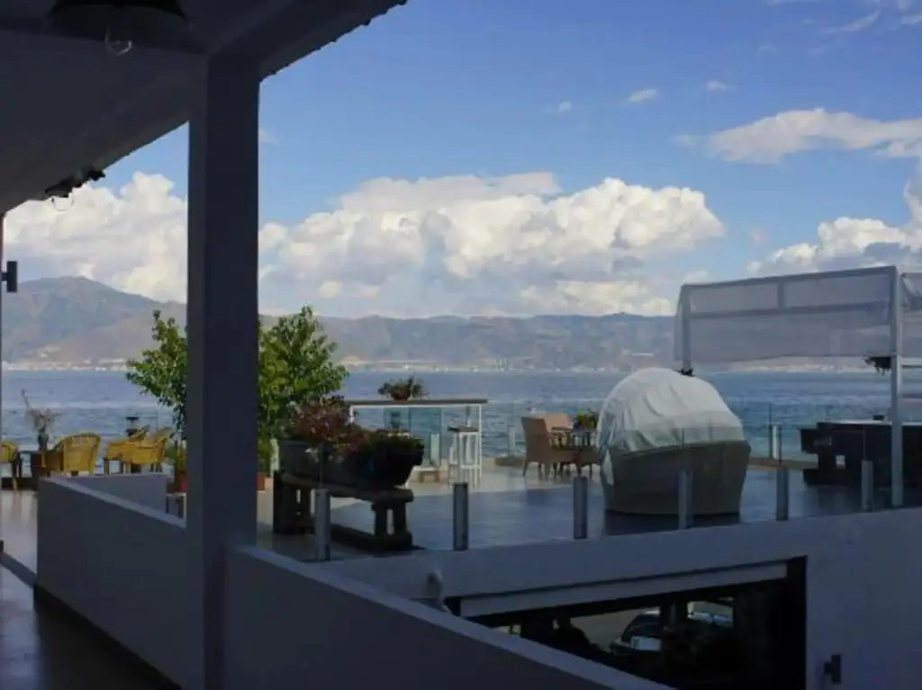 Дали: Dali Huayue Fanxing Sea View Inn