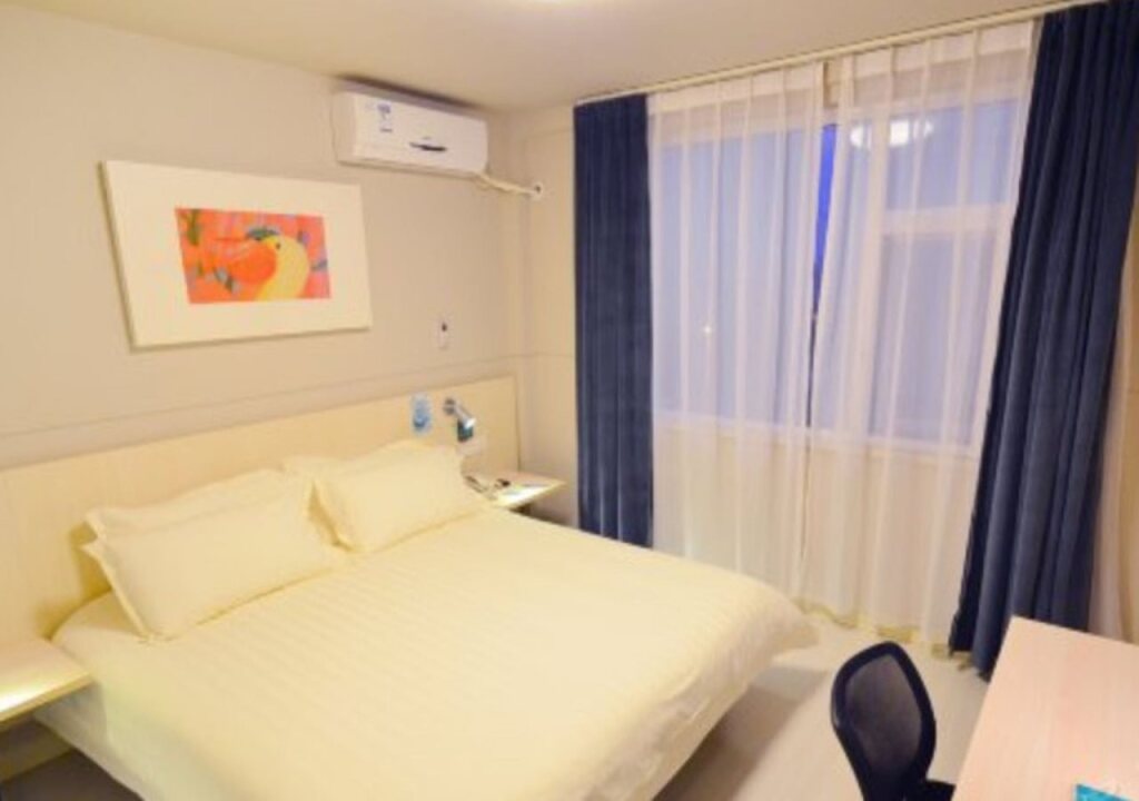 Ухань: Jinjiang Inn Wuhan Guanggu Avenue Gaoxin 2nd Road Branch