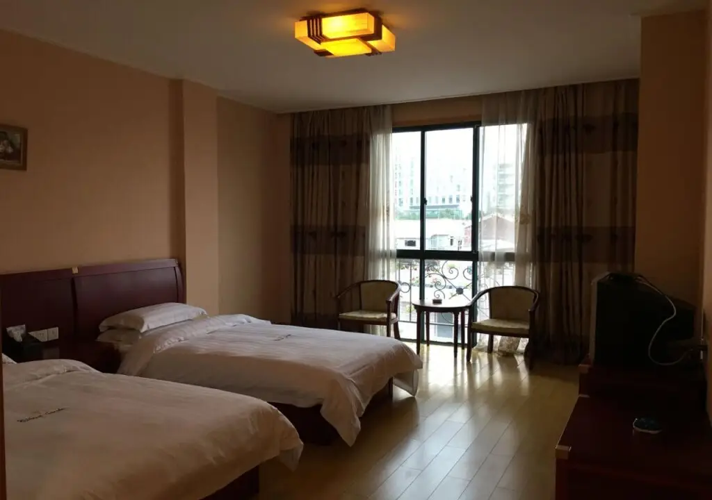 Наньтун: 37 Garden Guesthouse Yangcheng Lake Br.