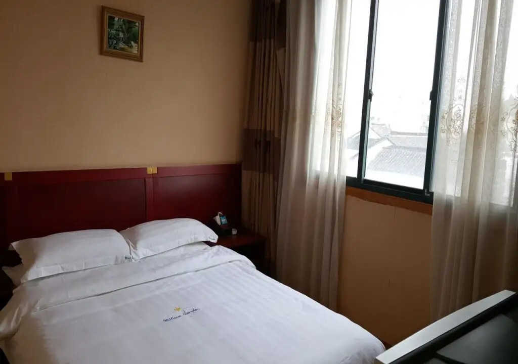Наньтун: 37 Garden Guesthouse Yangcheng Lake Br.